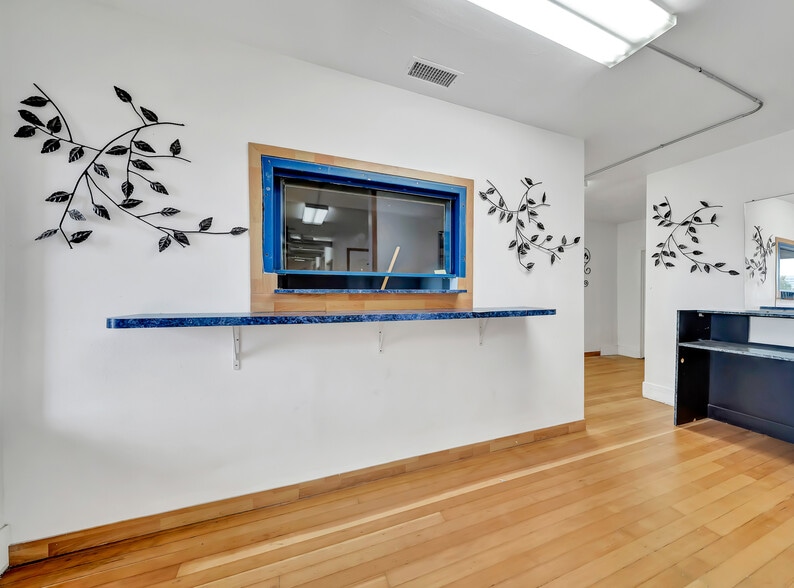 830 S Main St, Santa Ana, CA for lease - Interior Photo - Image 2 of 5