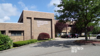 More details for 160 Hawley Ln, Trumbull, CT - Medical for Lease