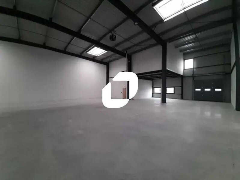 Location Local d'activités 784 m² à 2 270 m² - Photo 1