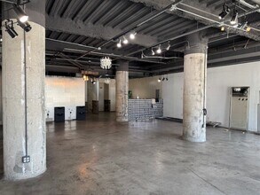 701-721 E 3rd St, Los Angeles, CA for lease Interior Photo- Image 2 of 4