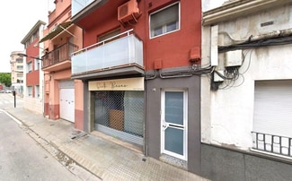 More details for Carrer d'Anselm Clavé, 7, Sant Vicenç dels Horts - Multifamily for Sale
