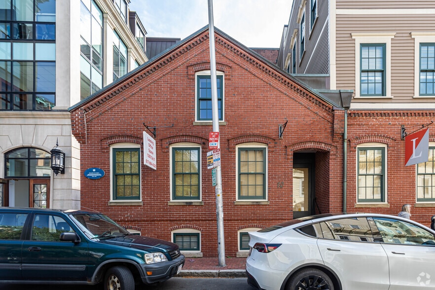 10-14 Arrow St, Cambridge, MA for lease - Building Photo - Image 3 of 9