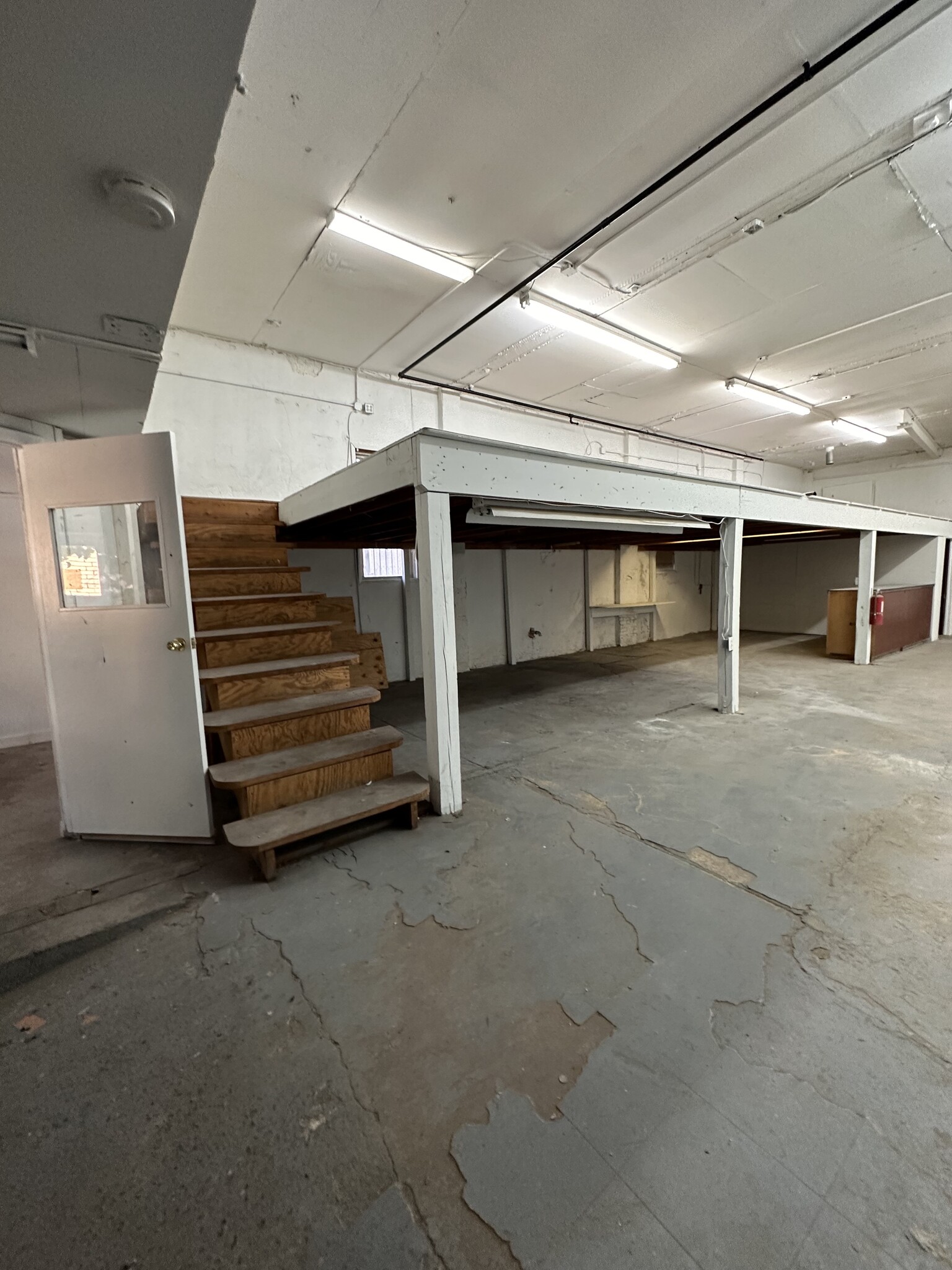 109-111 35th St, Union City, NJ for lease Interior Photo- Image 1 of 13