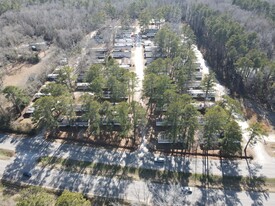 10001 Garners Ferry Rd, Eastover SC - Mobile Home or RV Park