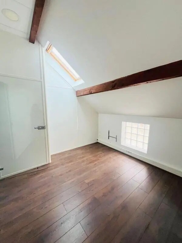 Office in Noisy-le-Roi for lease Interior Photo- Image 1 of 5