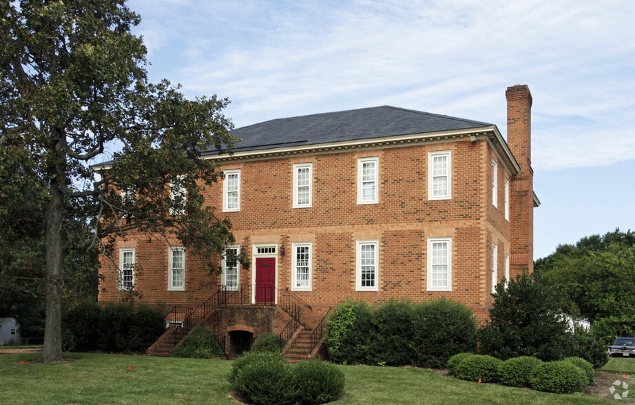 2008 Libbie Ave, Richmond, VA for lease - Primary Photo - Image 2 of 3