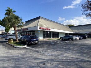 4412-4678 N University Dr, Lauderhill, FL for lease Building Photo- Image 2 of 6