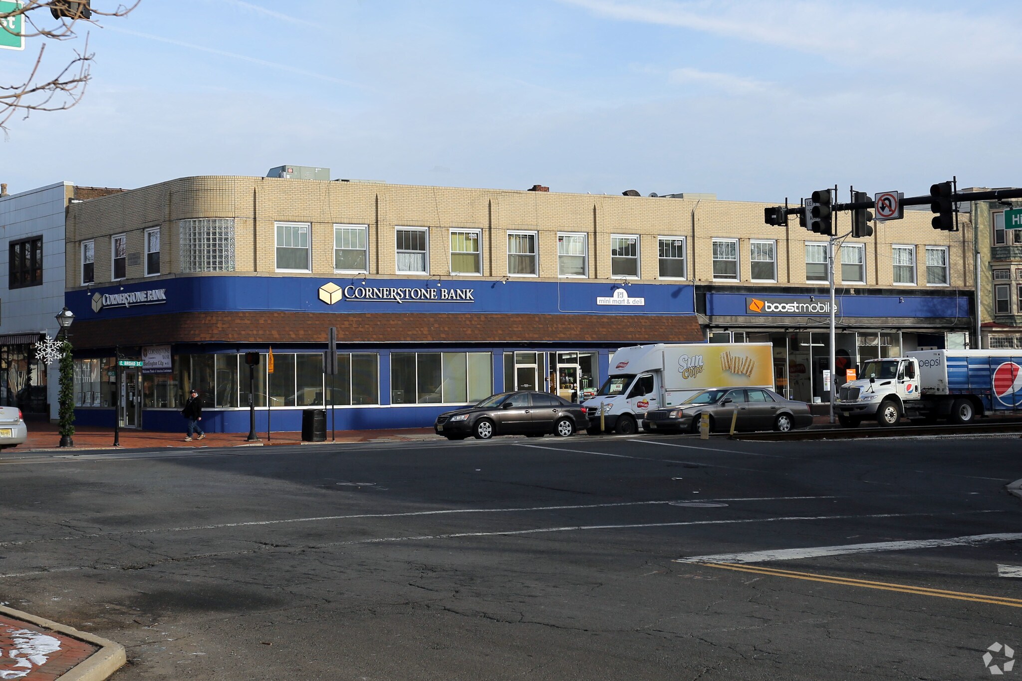 3-9 E Broad St, Burlington, NJ for sale Primary Photo- Image 1 of 1