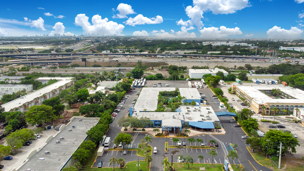 2440 W State Road 84, Fort Lauderdale, FL for sale - Building Photo - Image 1 of 1