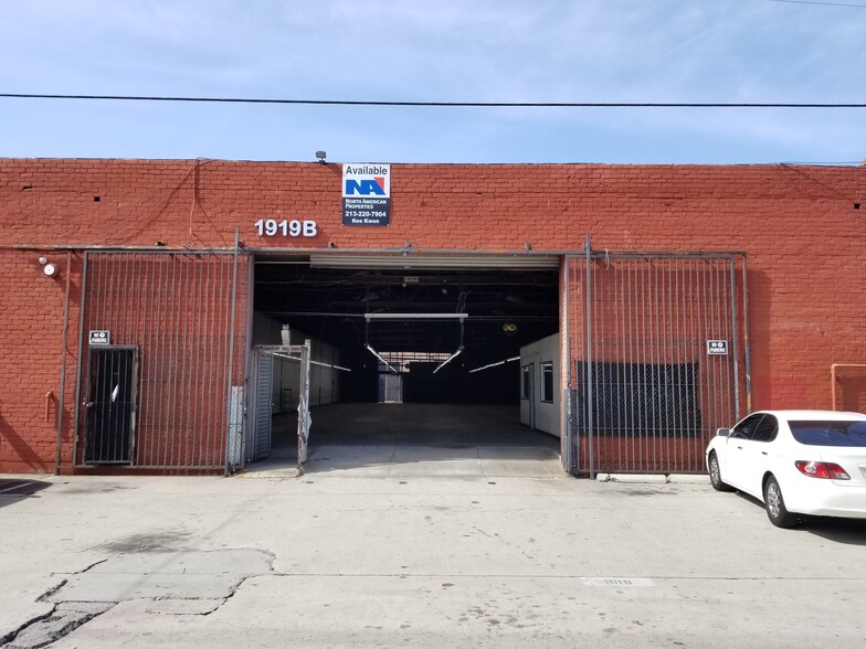 1907-1919 E 7th Pl, Los Angeles, CA for lease - Building Photo - Image 2 of 7