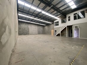 60 Balfour Avenue, Sunshine North for lease Interior Photo- Image 2 of 10