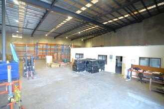 33-35 Nealdon Dr, Meadowbrook for lease Interior Photo- Image 1 of 10