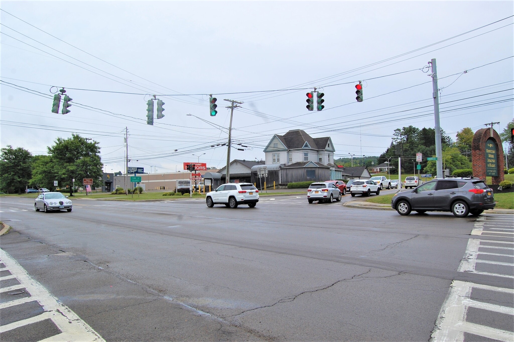 1013 Fairmount Ave, Jamestown, NY 14701 Evans Discount Liquors