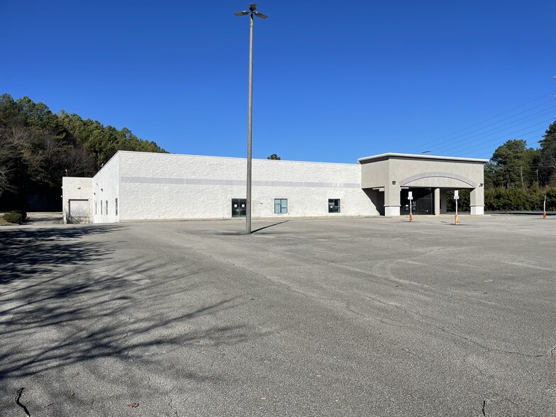 6701 Crestwood Blvd, Birmingham, AL for sale - Building Photo - Image 1 of 29