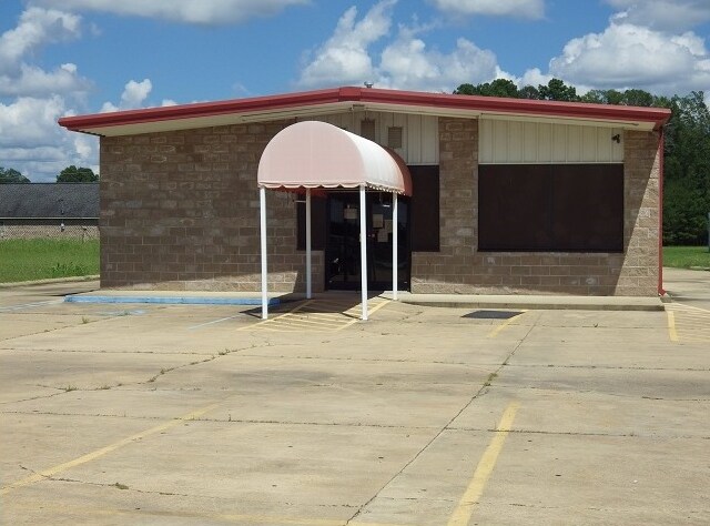 9692 Wolfe Rd, Caledonia, MS for sale Building Photo- Image 1 of 1