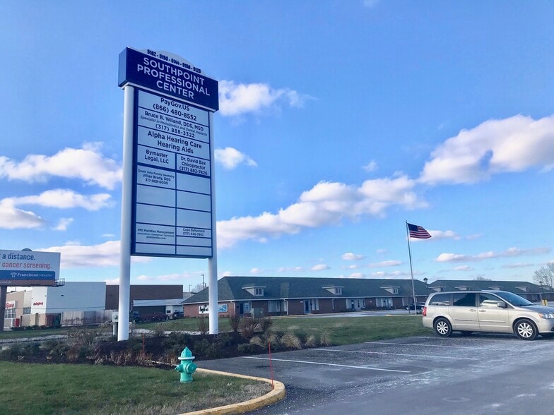 5162 E Stop 11 Rd, Indianapolis, IN for lease - Building Photo - Image 1 of 6