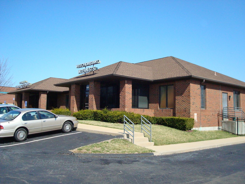 11636-11638 W Florissant Ave, Florissant, MO for sale - Primary Photo - Image 1 of 1