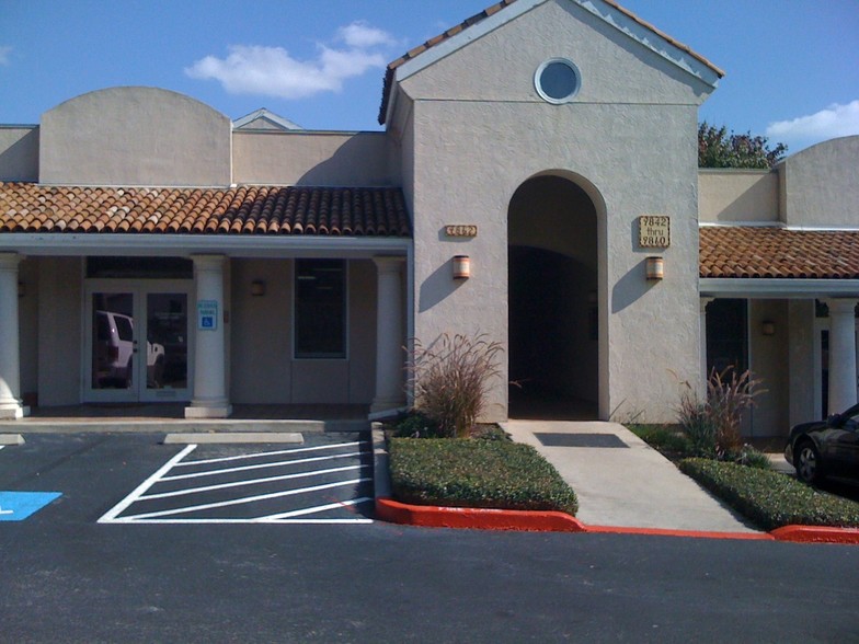 9800-9862 Lorene Ln, San Antonio, TX for lease - Building Photo - Image 2 of 2