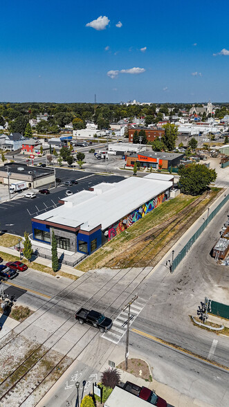 208 W Jefferson St, Kokomo, IN for lease - Building Photo - Image 3 of 6