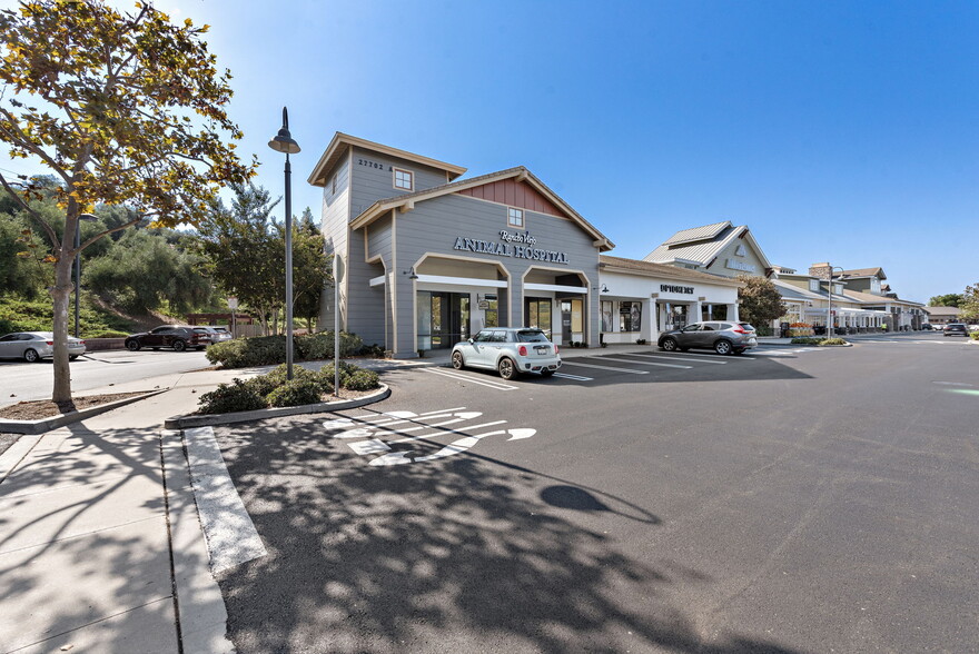 27702 Crown Valley Pkwy, Ladera Ranch, CA for lease - Building Photo - Image 3 of 13