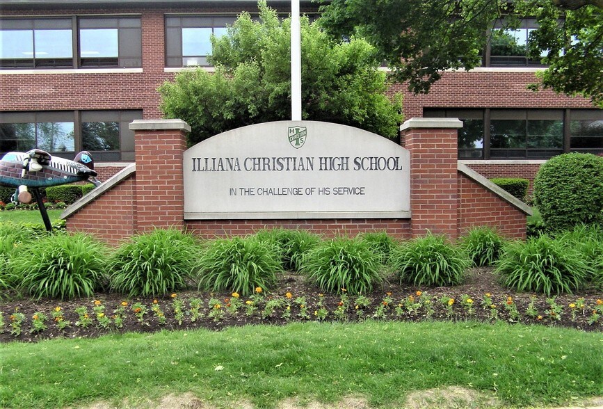 2261 INDIANA Ave, Lansing, IL for sale - Building Photo - Image 1 of 1