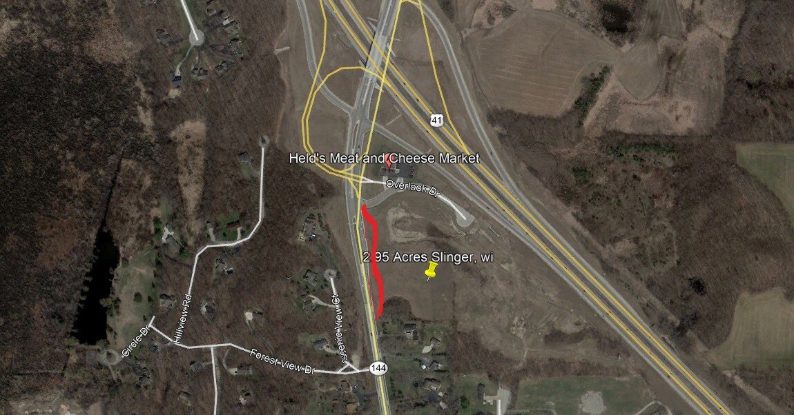 432 N Kettle Moraine Dr, Slinger, WI 53086