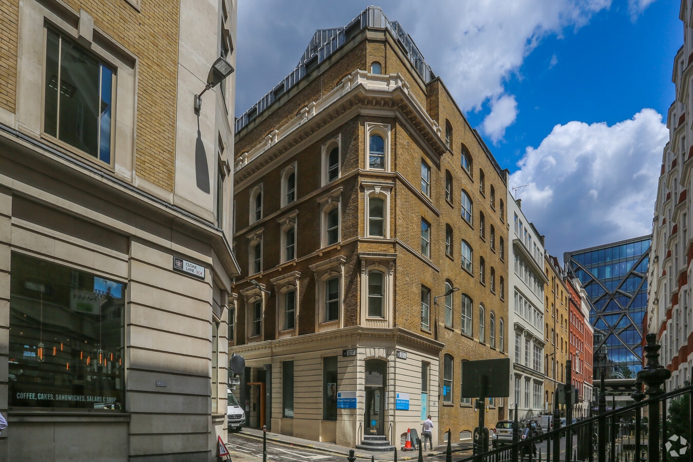 6264 Cannon St, London, LND EC4N 6AE Cannongate House