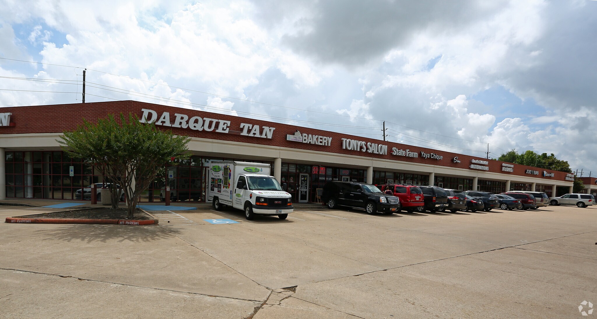 7710 Cherry Park Dr, Houston, TX 77095 Retail for Lease