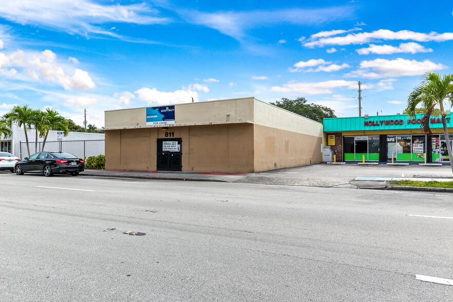 811 S 21st Ave, Hollywood, FL for lease - Building Photo - Image 2 of 25