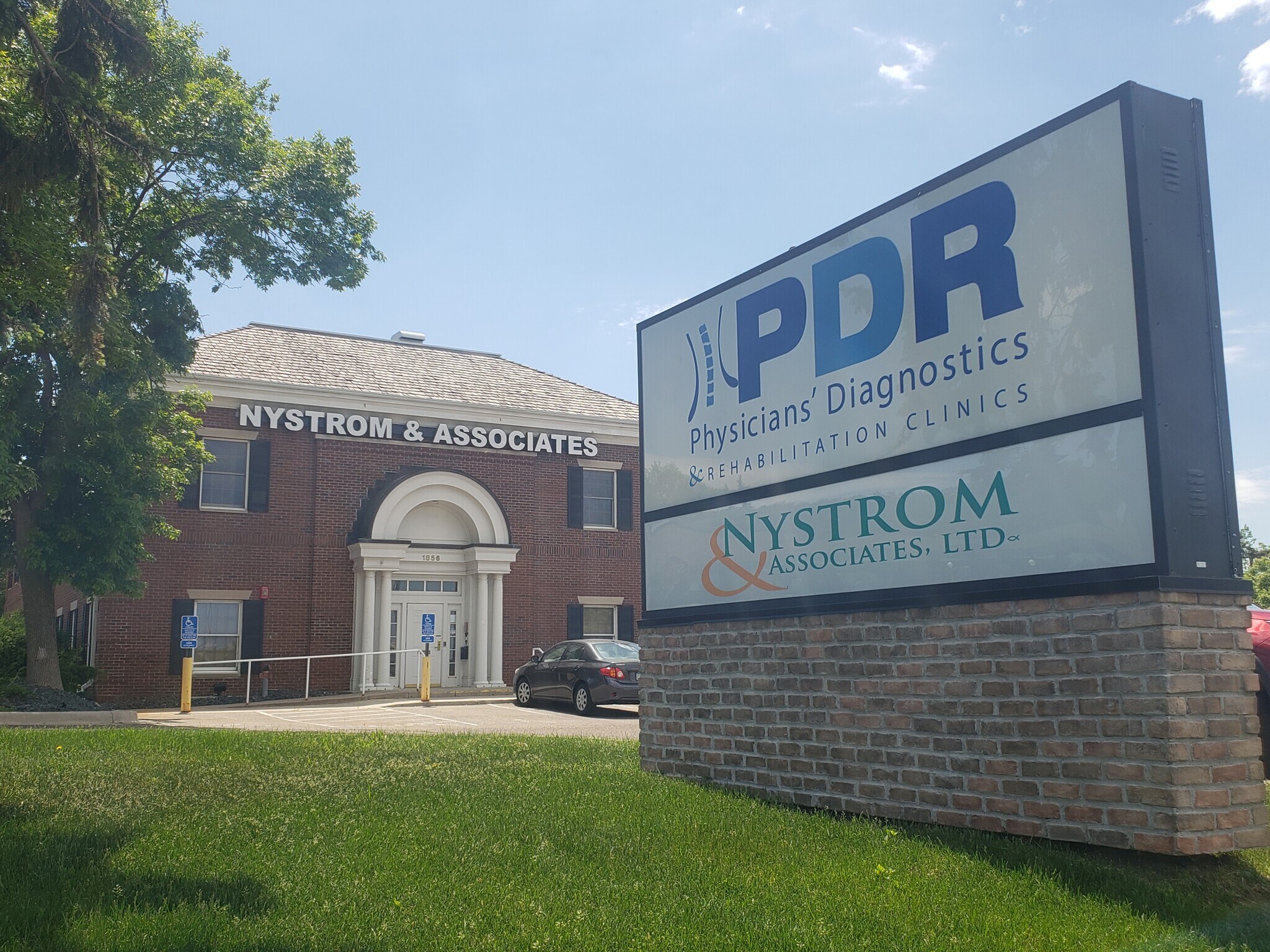 1856 Beam Ave E, Maplewood, MN for sale Building Photo- Image 1 of 1