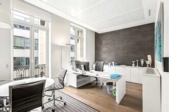 48 Rue La Pérouse, Paris for lease Interior Photo- Image 2 of 27