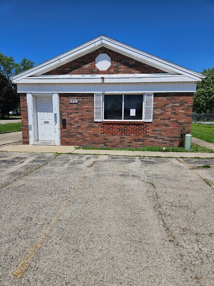 2019 W State Route 17, Kankakee, IL for lease - Building Photo - Image 3 of 20