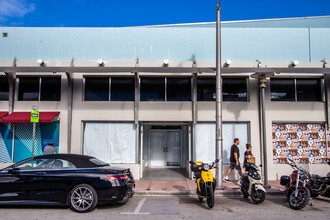 1661 Meridian Ave, Miami Beach, FL for lease Building Photo- Image 1 of 2