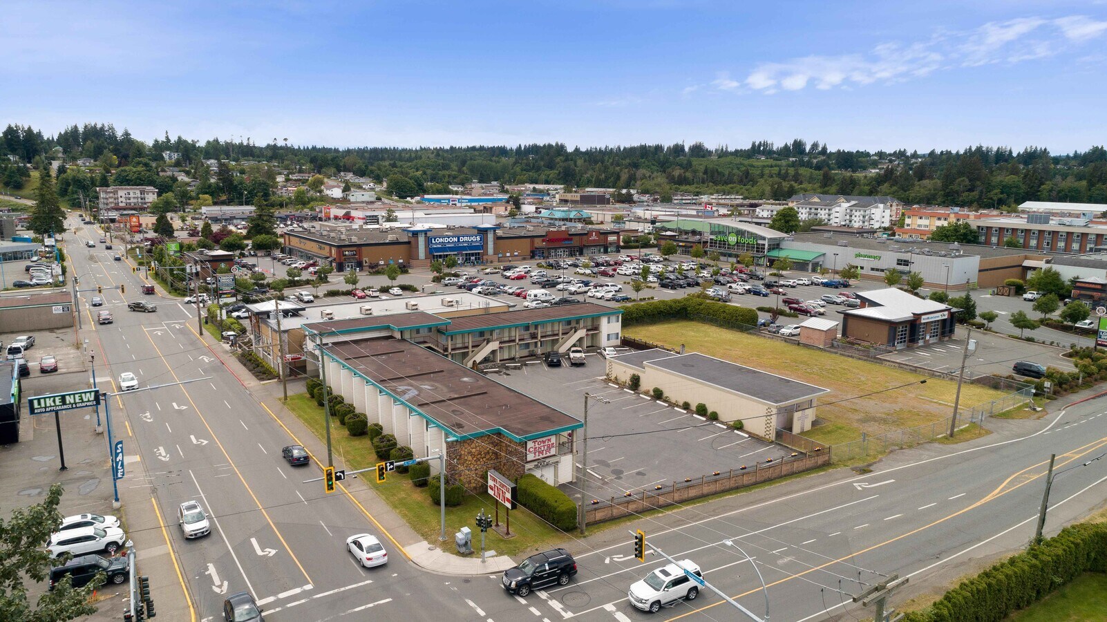 1500 Dogwood St, Campbell River, BC V9W 3A6 1500 Dogwood St, Campbell River, BC V9W 3A6