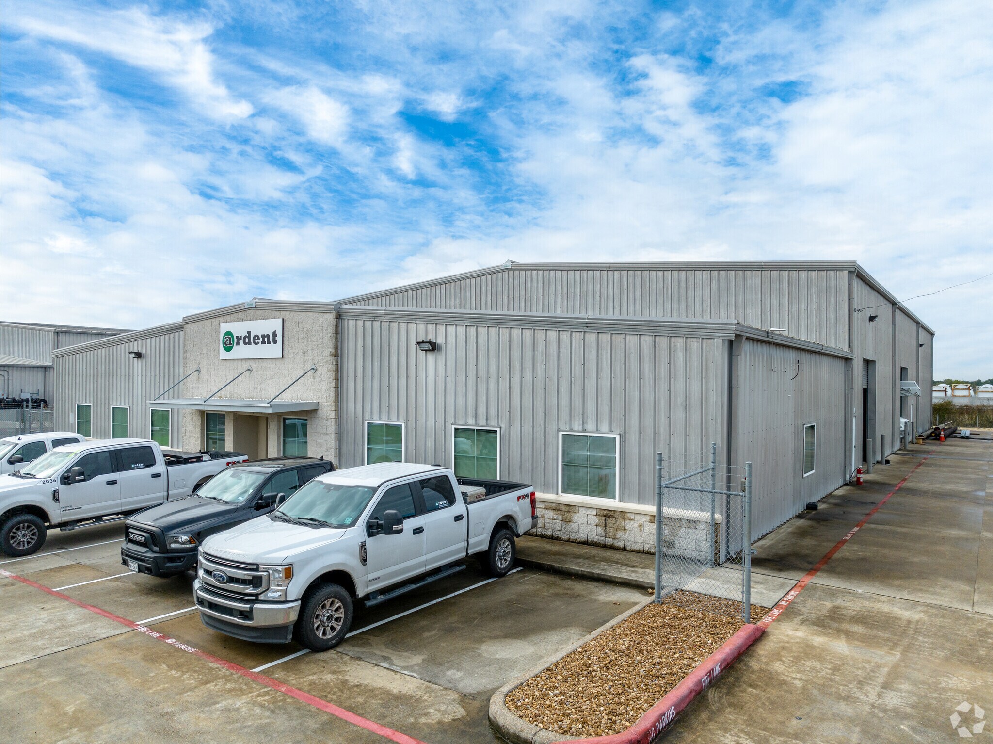 8040 Leesa Ln, Pasadena, TX for sale Primary Photo- Image 1 of 1