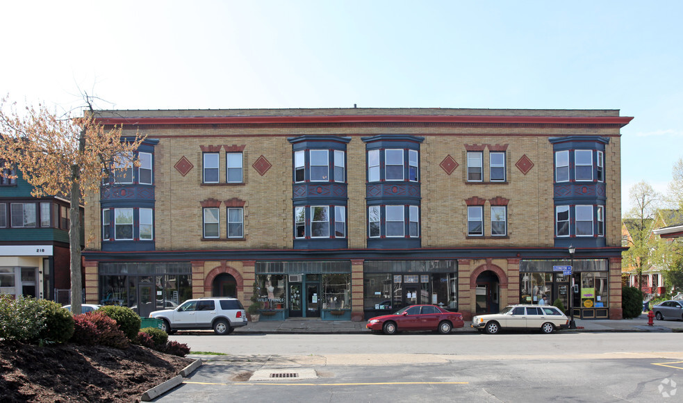 220-230 Lexington Ave, Buffalo, NY for lease - Primary Photo - Image 2 of 11