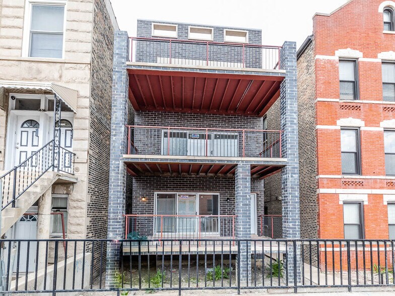 1634 Cermak Rd, Chicago, IL for sale - Building Photo - Image 1 of 1