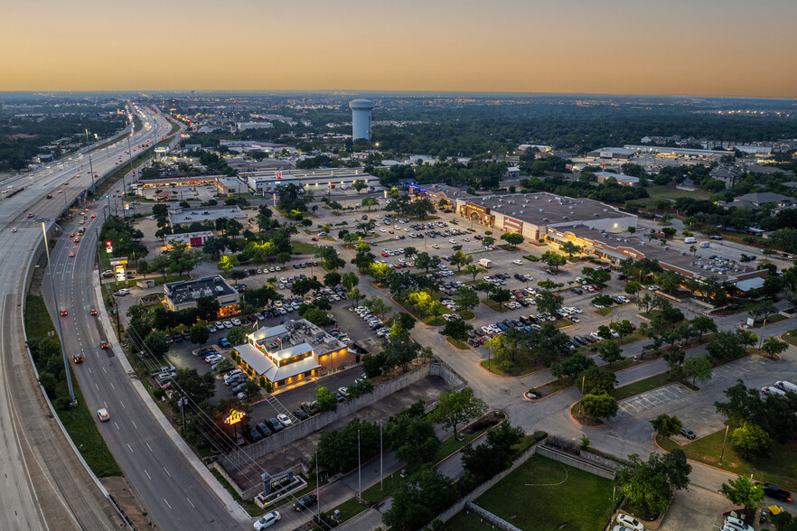 13343 N US Highway 183, Austin, TX for lease - Building Photo - Image 2 of 7