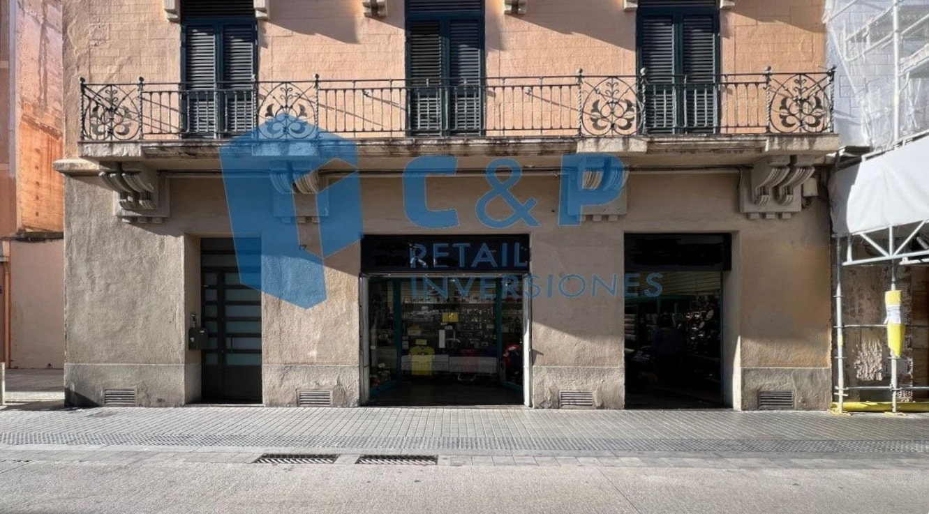 Retail in Barcelona, Barcelona for lease Interior Photo- Image 1 of 2