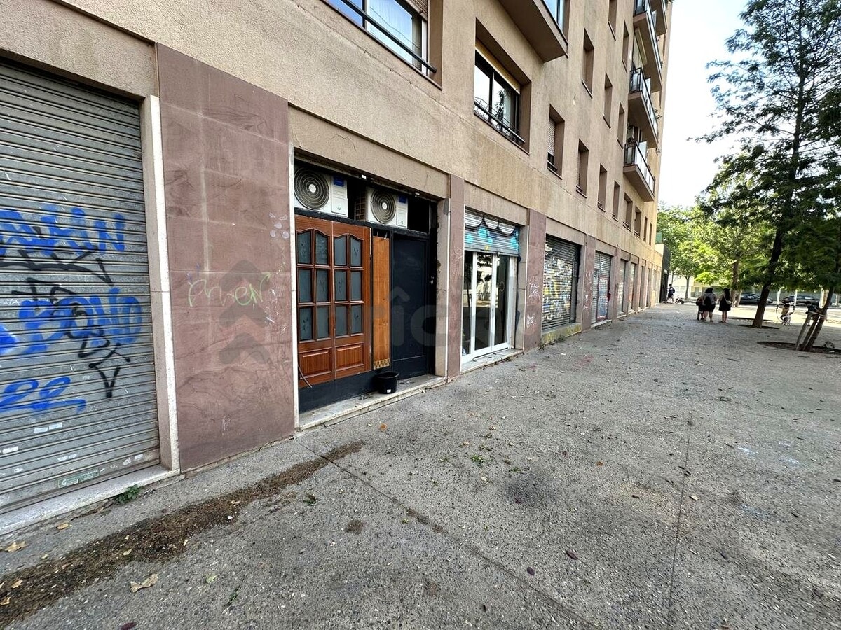 Barcelona, BAR 08013 - Unit - -  - Interior Photo - Image 1 of 24