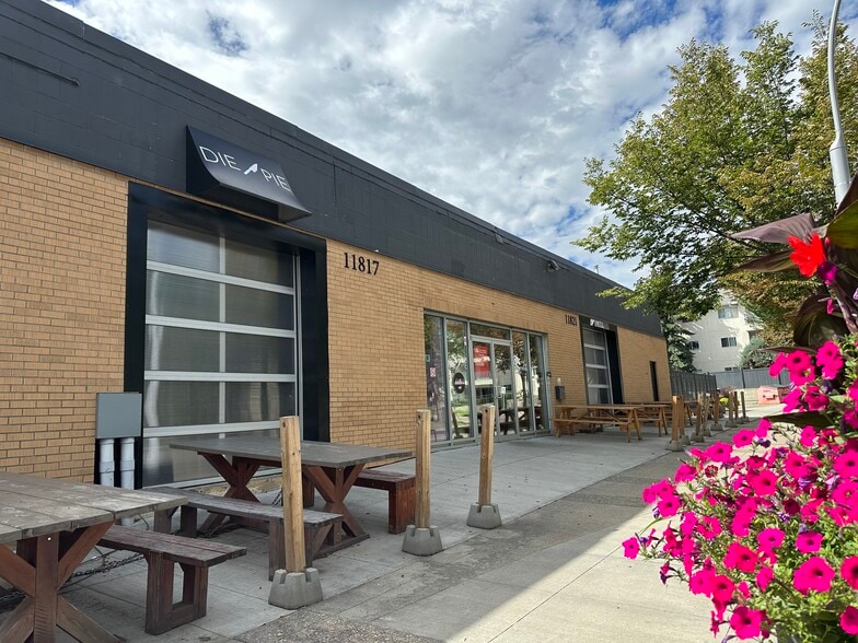 11817 105th Ave, Edmonton, AB for lease - Building Photo - Image 1 of 11