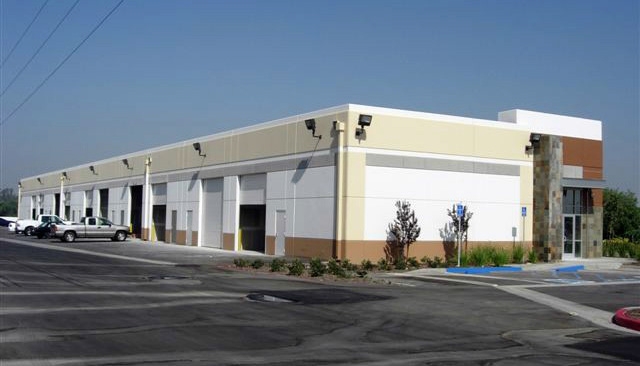 1145 E Orange Show Rd, San Bernardino, CA for lease - Building Photo - Image 2 of 4