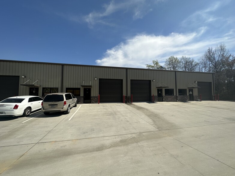 639 Metromont Rd, Hiram, GA for lease - Building Photo - Image 2 of 10