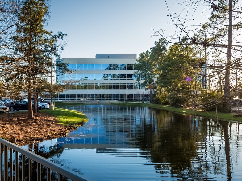 2829 Technology Forest Blvd, The Woodlands, TX for lease - Building Photo - Image 1 of 6