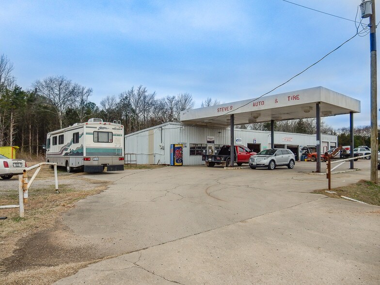 621 I-30, Mount Vernon, TX for sale - Primary Photo - Image 1 of 1
