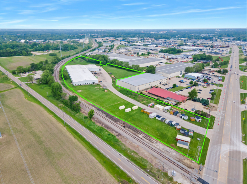 1815 Morrissey Dr, Bloomington, IL for sale - Building Photo - Image 3 of 51