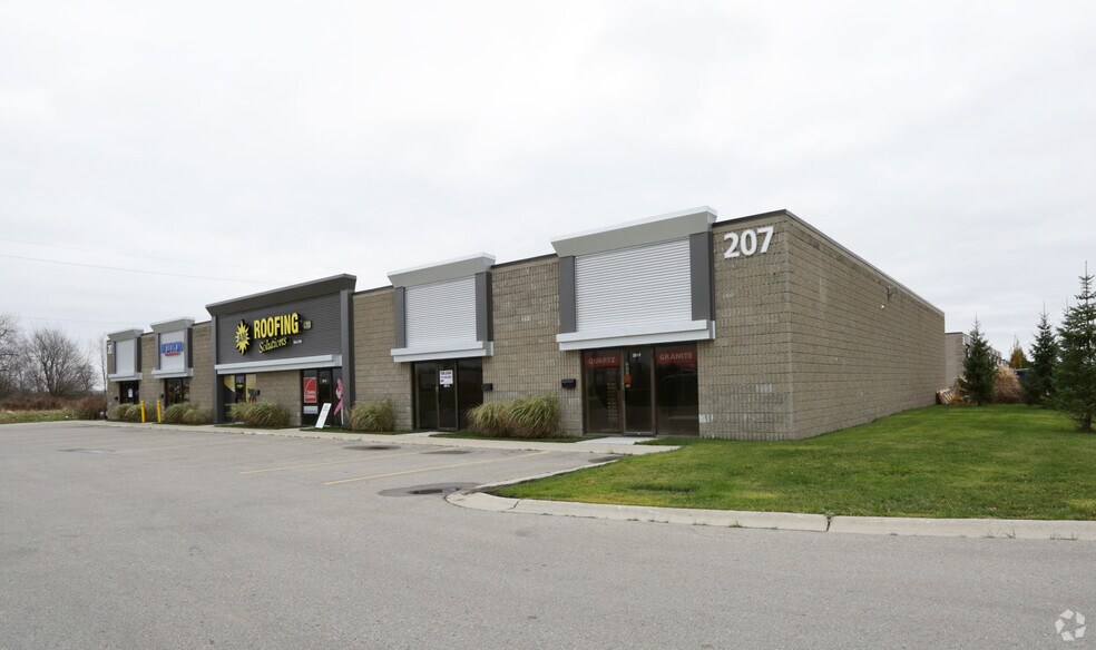 199 Exeter Rd, London, ON for sale - Primary Photo - Image 1 of 1