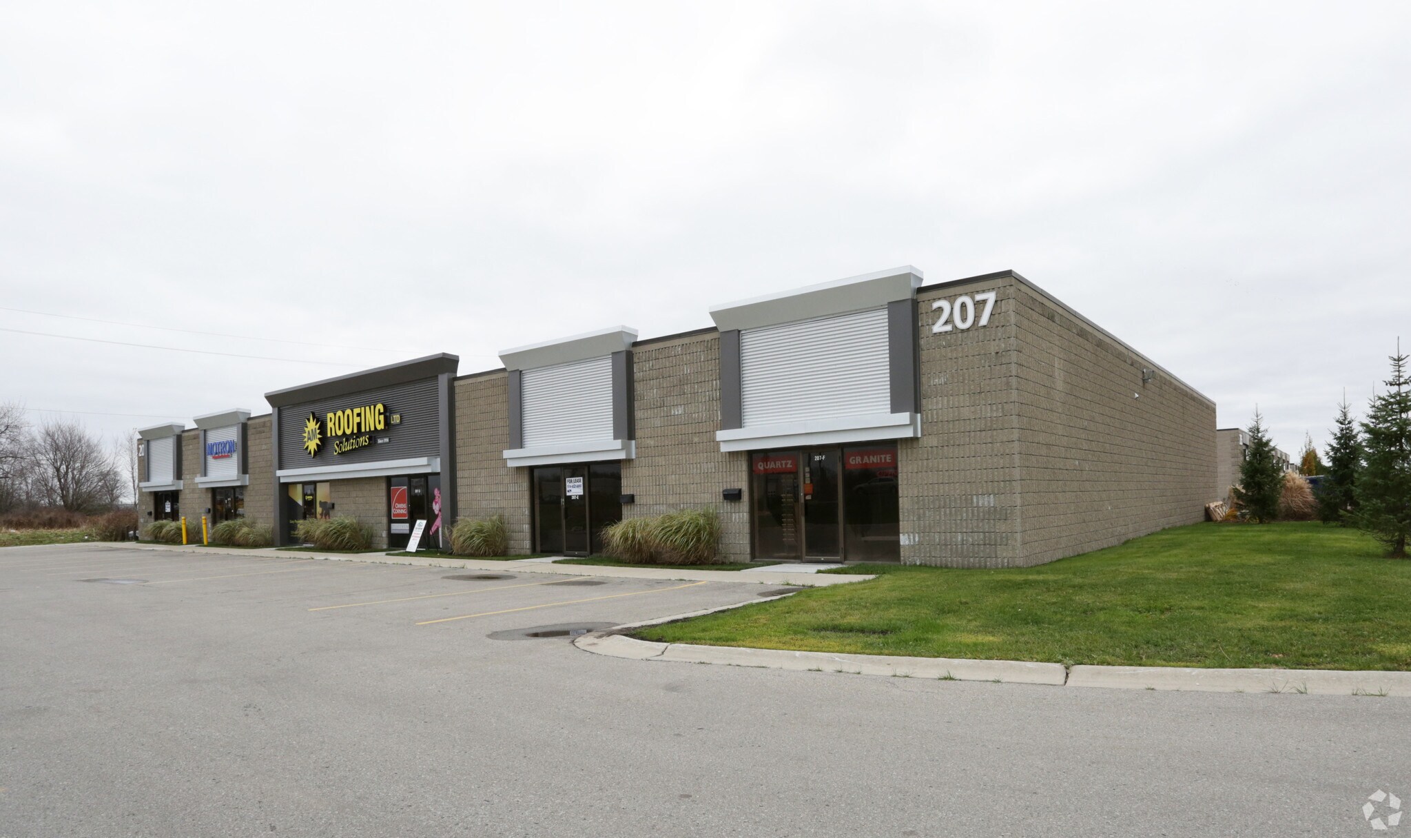 199 Exeter Rd, London, ON for sale Primary Photo- Image 1 of 1