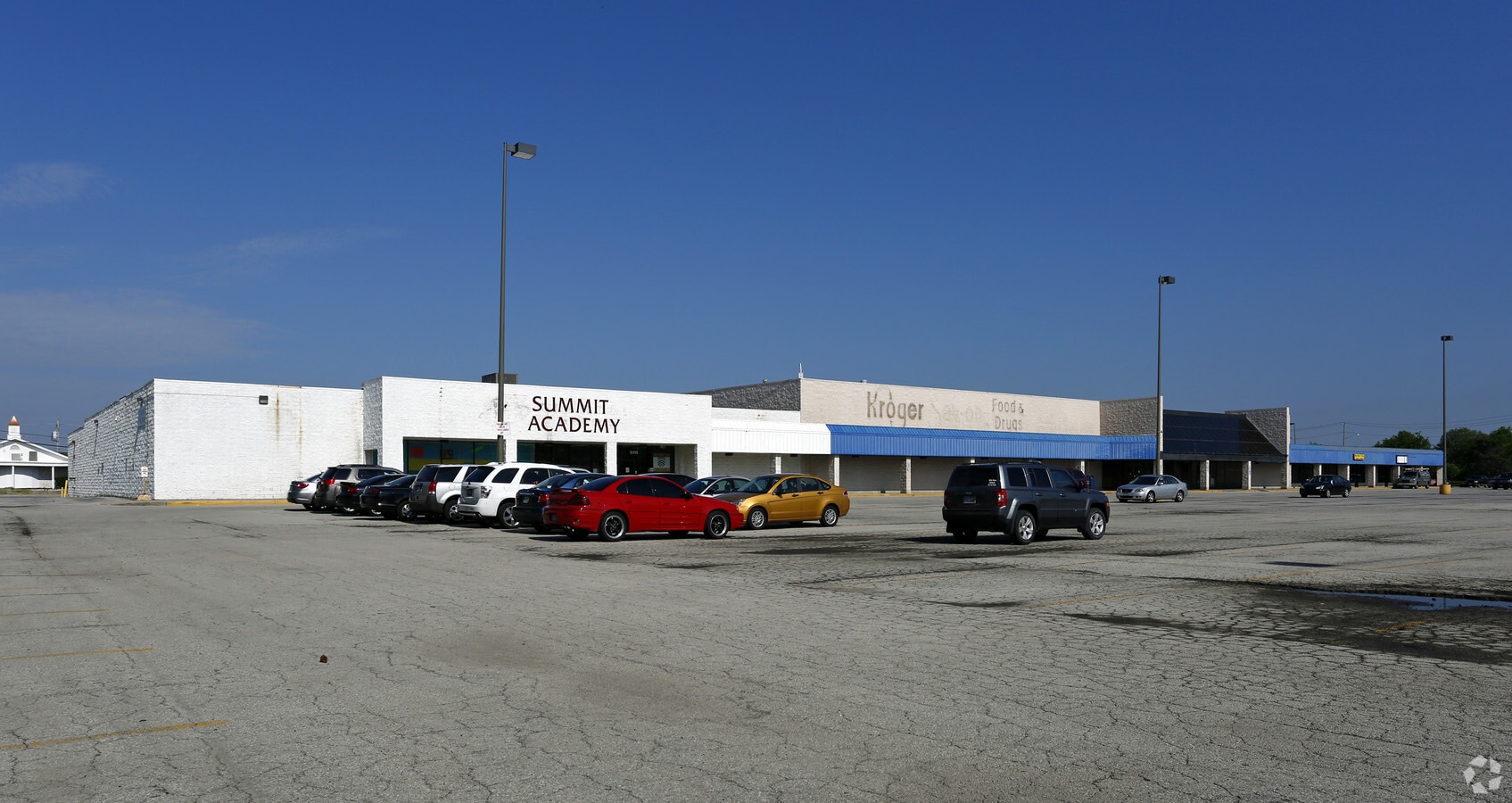 50555105 Glendale Ave, Toledo, OH 43614 Glendale Market Place