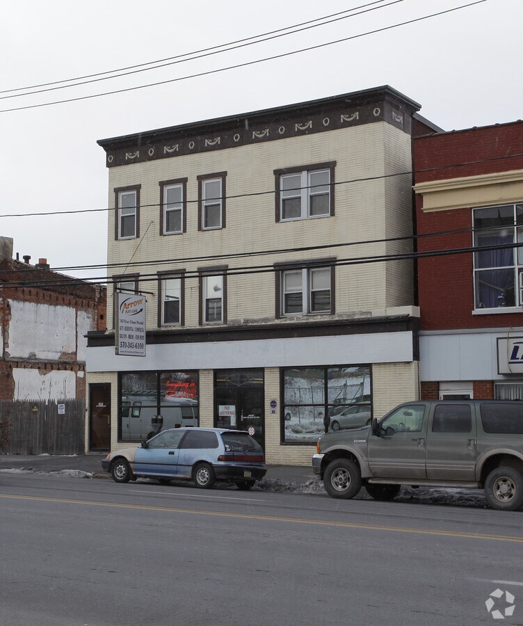 529531 Wyoming Ave, Scranton, PA 18509